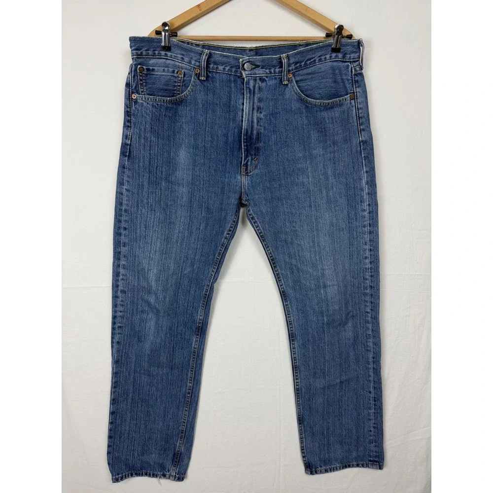 Levi's 505 Straight Leg Jeans Men's 38x32 Blue Medium Wash Denim Casual Classic